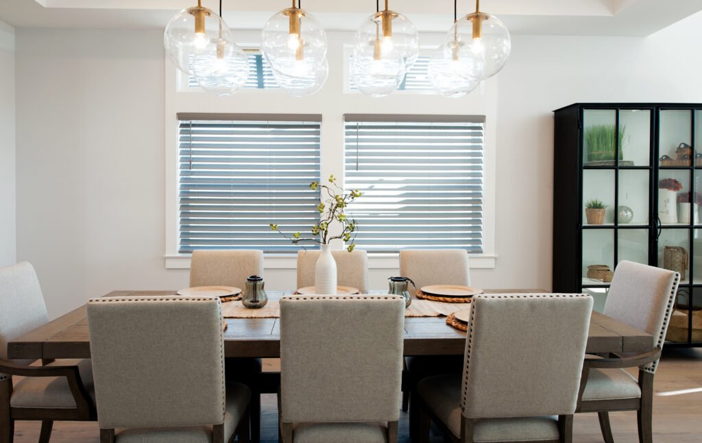 Window Blinds in Keystone - FL being installed in a sunlit family room by a technician